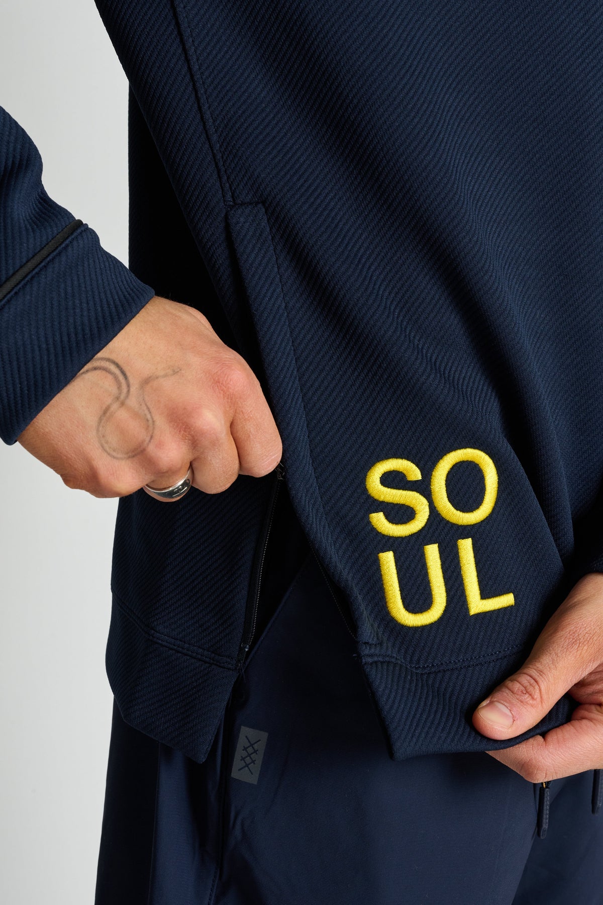 Quantum Crewneck
