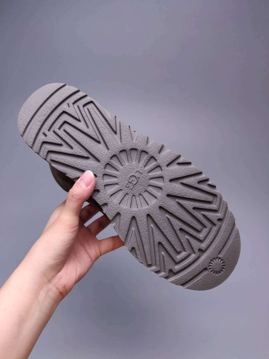 Grey Men’s Casual Lace-Up Sneakers — New Arrival | In Stock