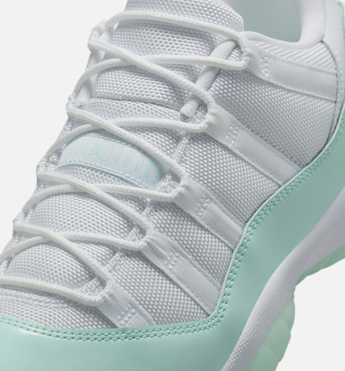 Air Jordan 11 Retro Low Igloo – Women's Lifestyle Shoe in White/Igloo