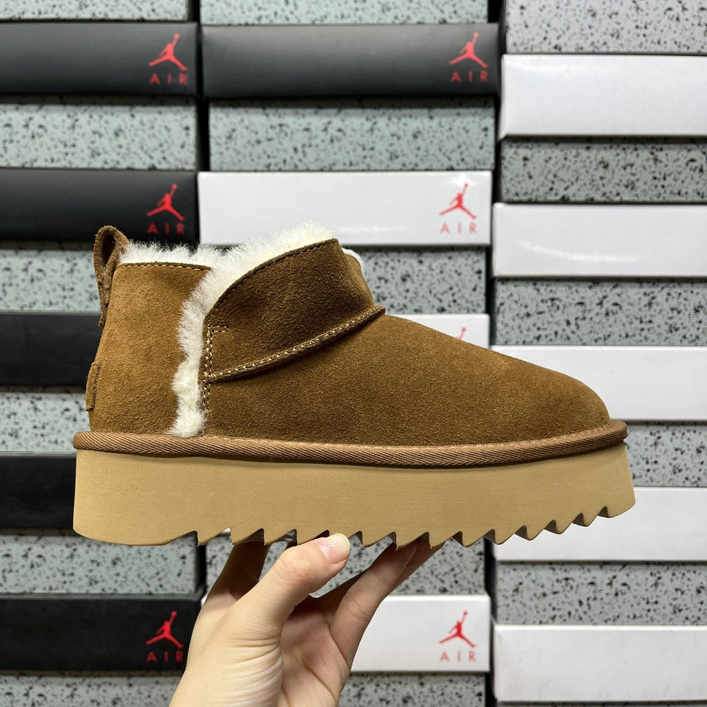 UGG Classic Ultra Mini Platform Women's Boot – Suede Ankle Boot with Cream Shearling Lining, Tonal Pull Loop & Chunky Serrated Platform Sole in Chestnut