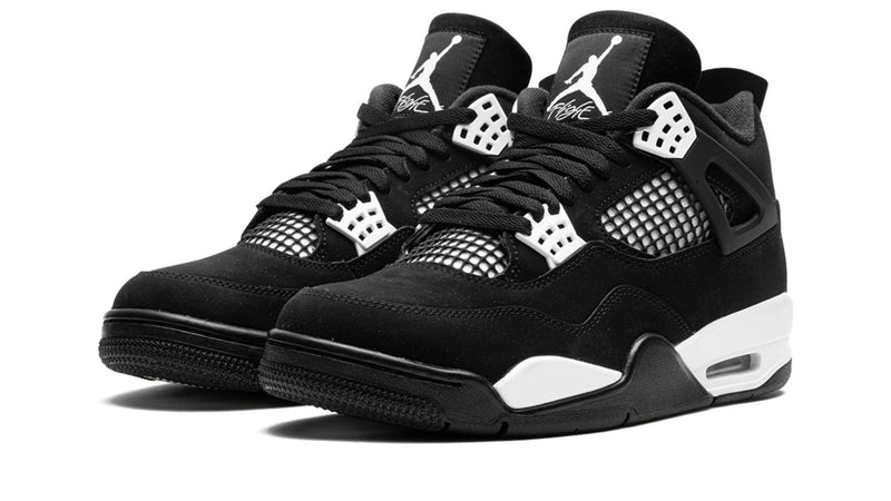 Air Jordan 4 Retro 'White Thunder' – Bold Contrast Sneaker with Premium Leather & Air Cushioning