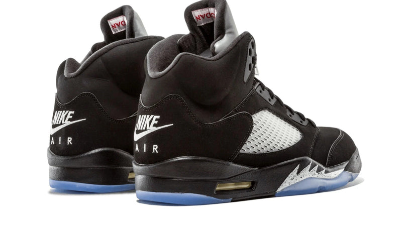 Air Jordan 5 Retro OG 'Black Metallic' – Fighter Jet Inspired Sneaker with Reflective Silver Details