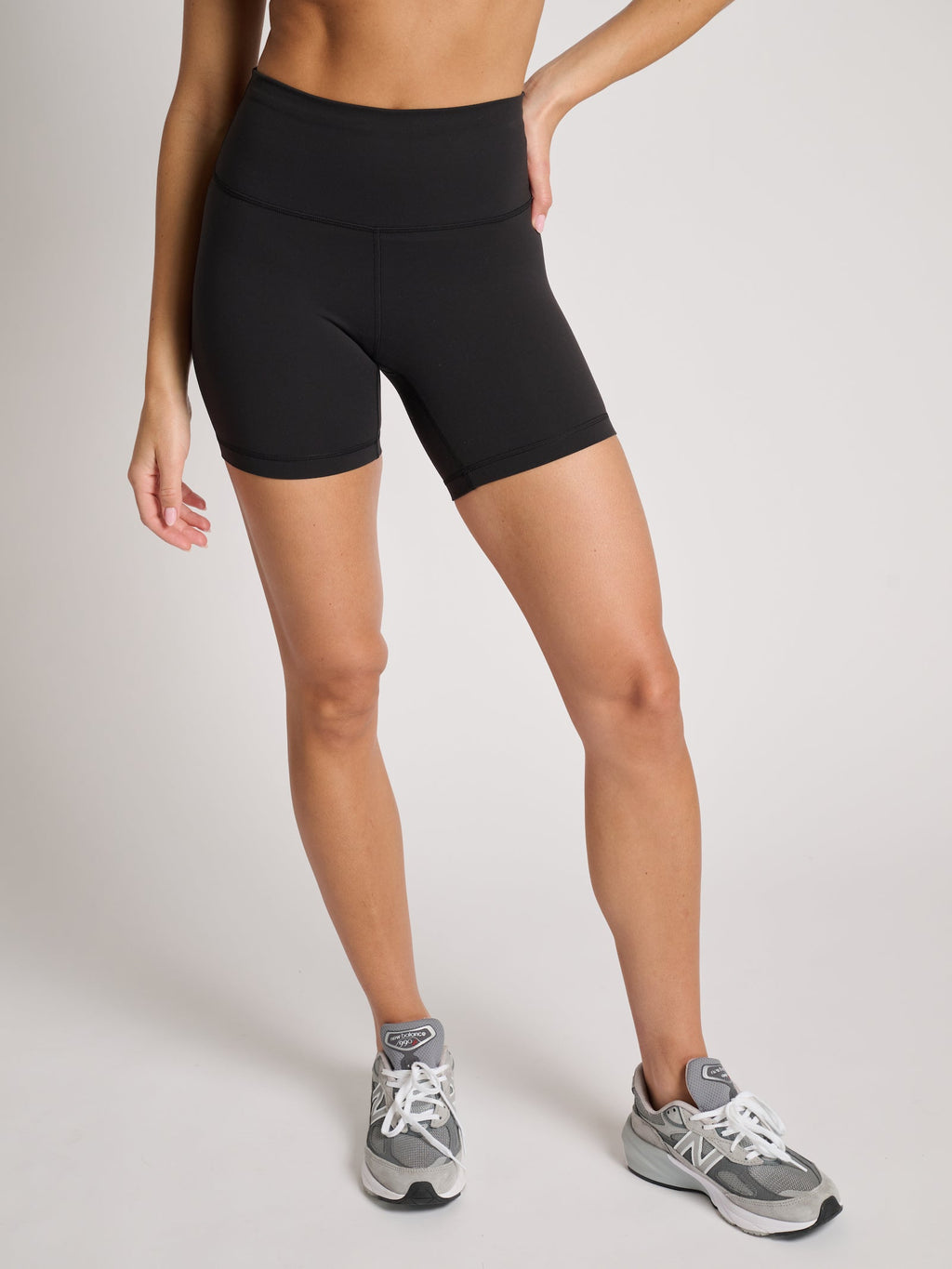 Wunder Train HR Short 6in