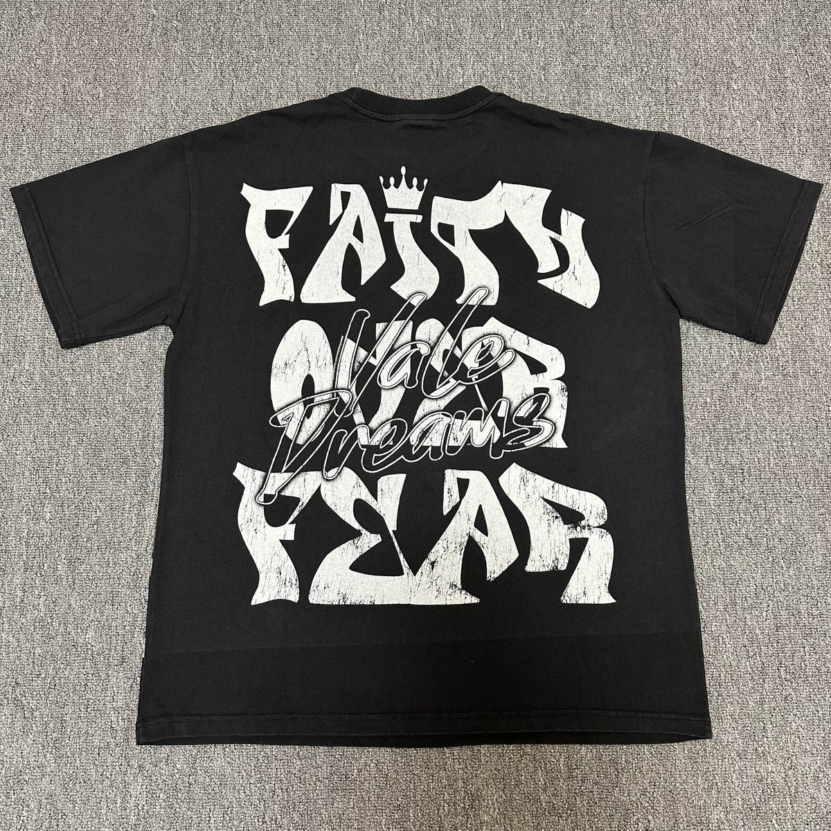 VALE USA Skull & Roses Rhinestone Short-Sleeve T-Shirt