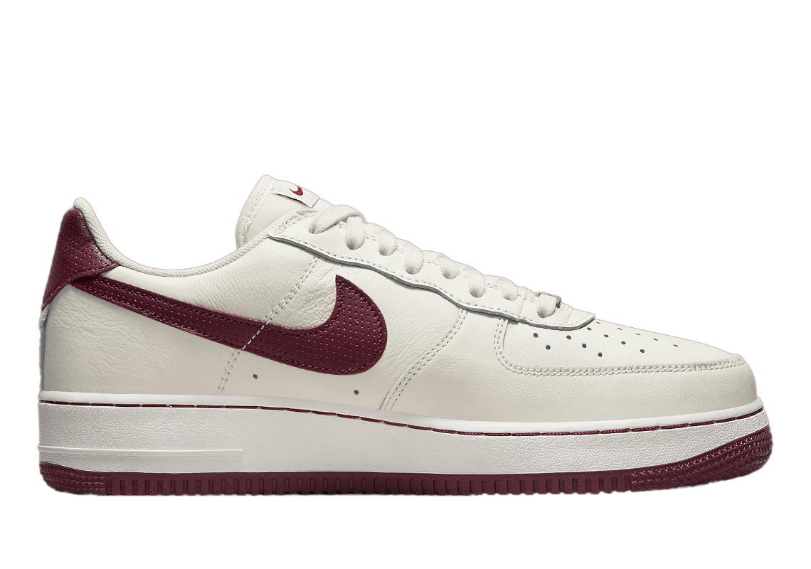 Men's Nike Air Force 1 '07 Craft Sail/Dark Beetroot-Sail (DB4455 100)