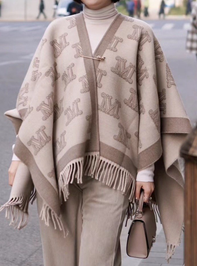 Max Mara Fringed Patterned Cape