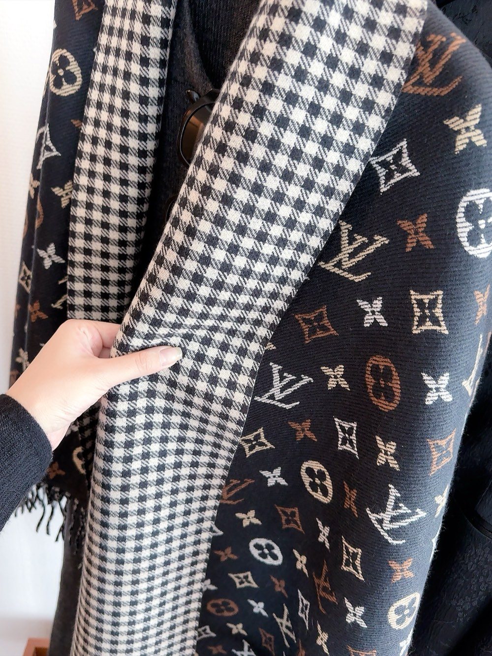 Louis Vuitton Reversible Monogram Scarf