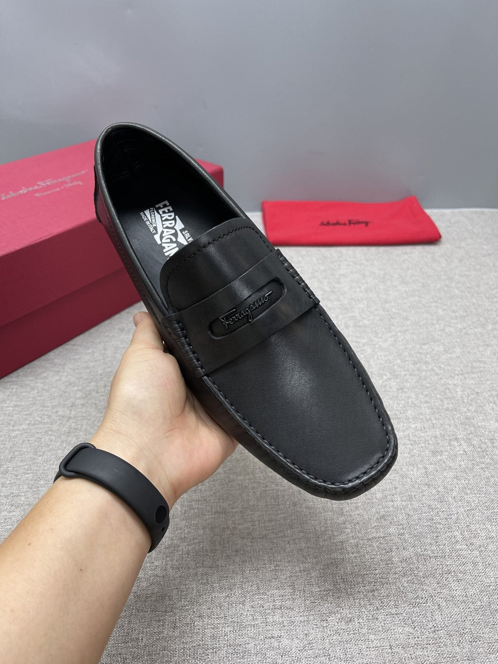 Ferragamo Men's Black Leather Driving Loafers
