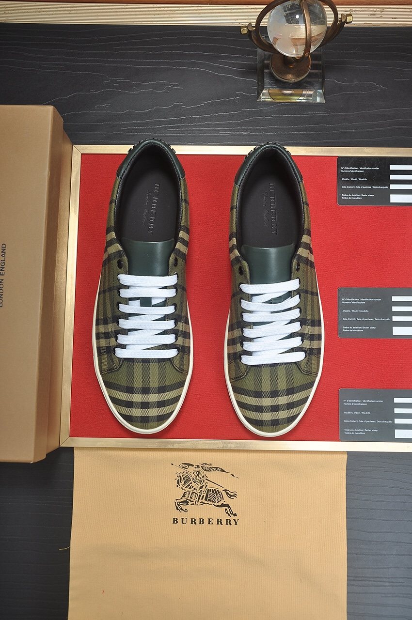 Burberry Olive Plaid Low-Top Sneakers
