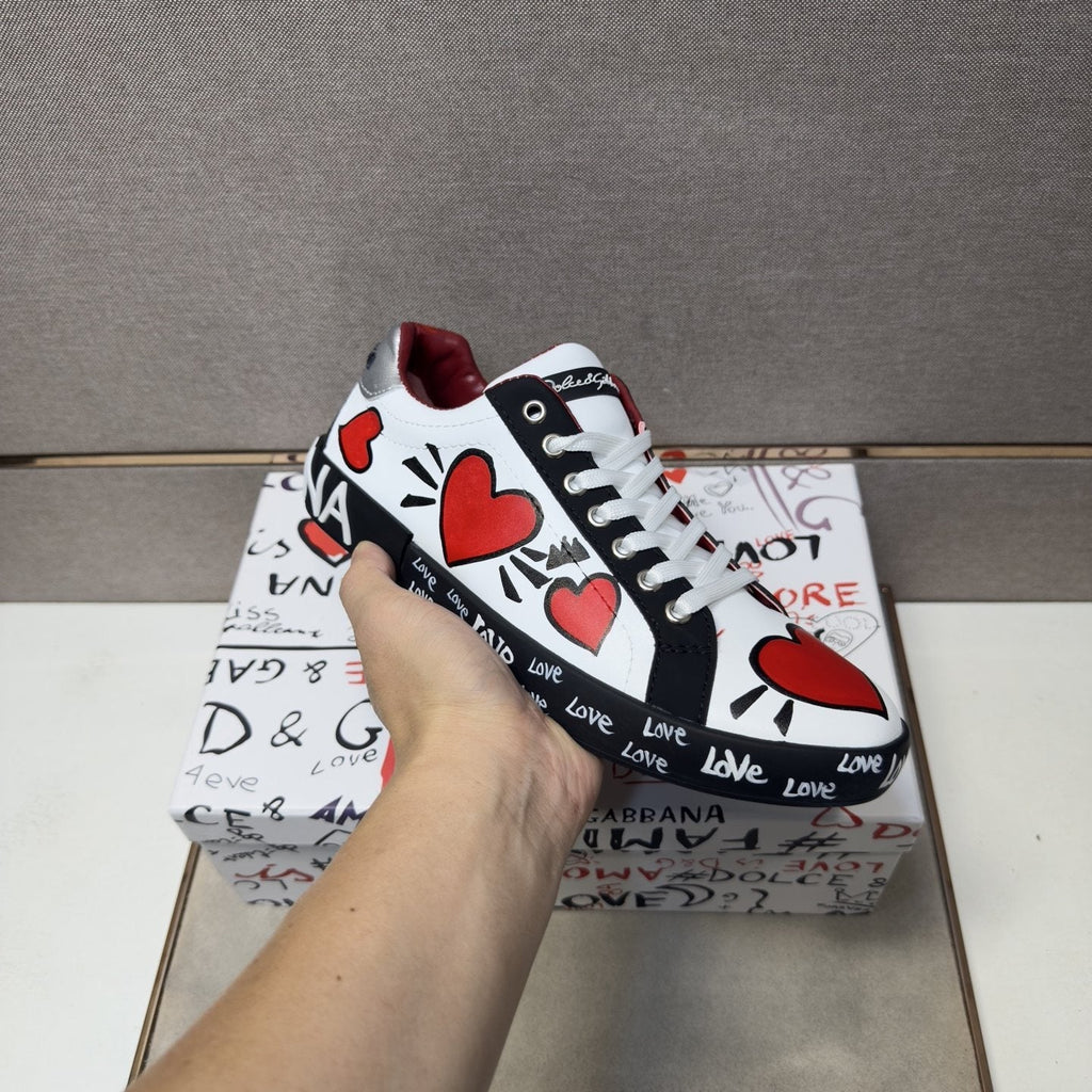 Dolce & Gabbana Men's Red Heart Low-Top Sneakers
