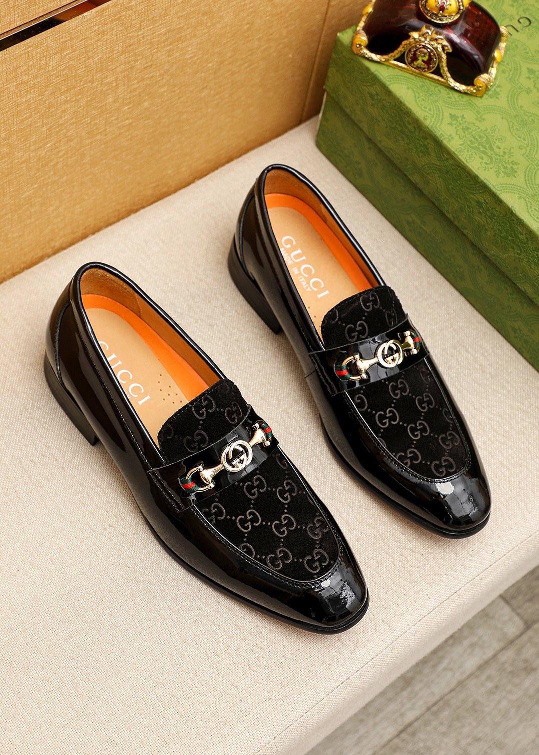 Gucci Glossy Bit Loafers