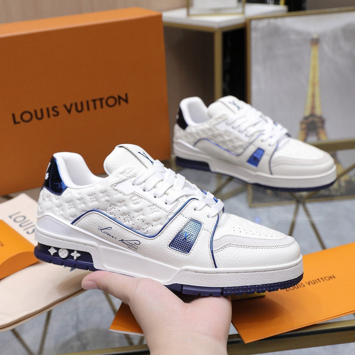 Louis Vuitton Low-Top Lace Sneakers