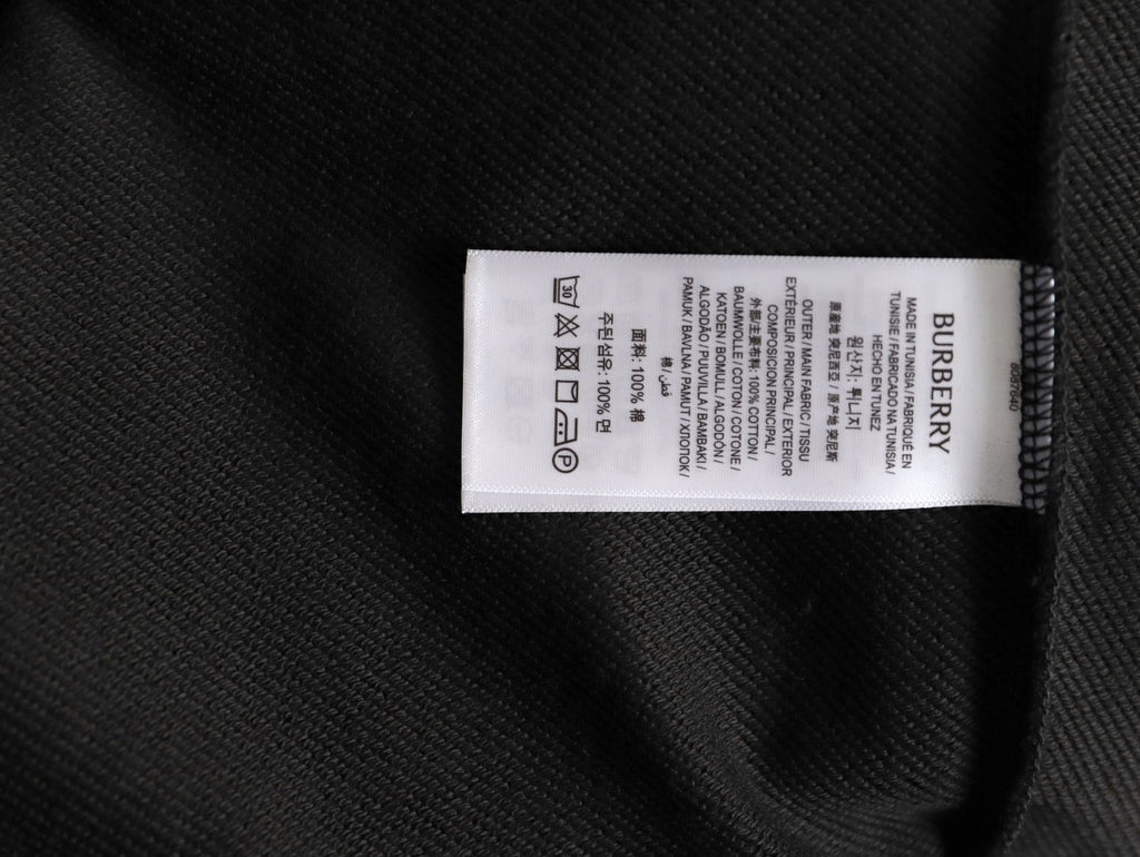 Burberry Equestrian Emblem Pullover Hoodie - Black（副本）（副本）
